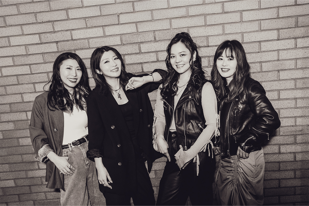 LAZYgunsBRISKY official web site